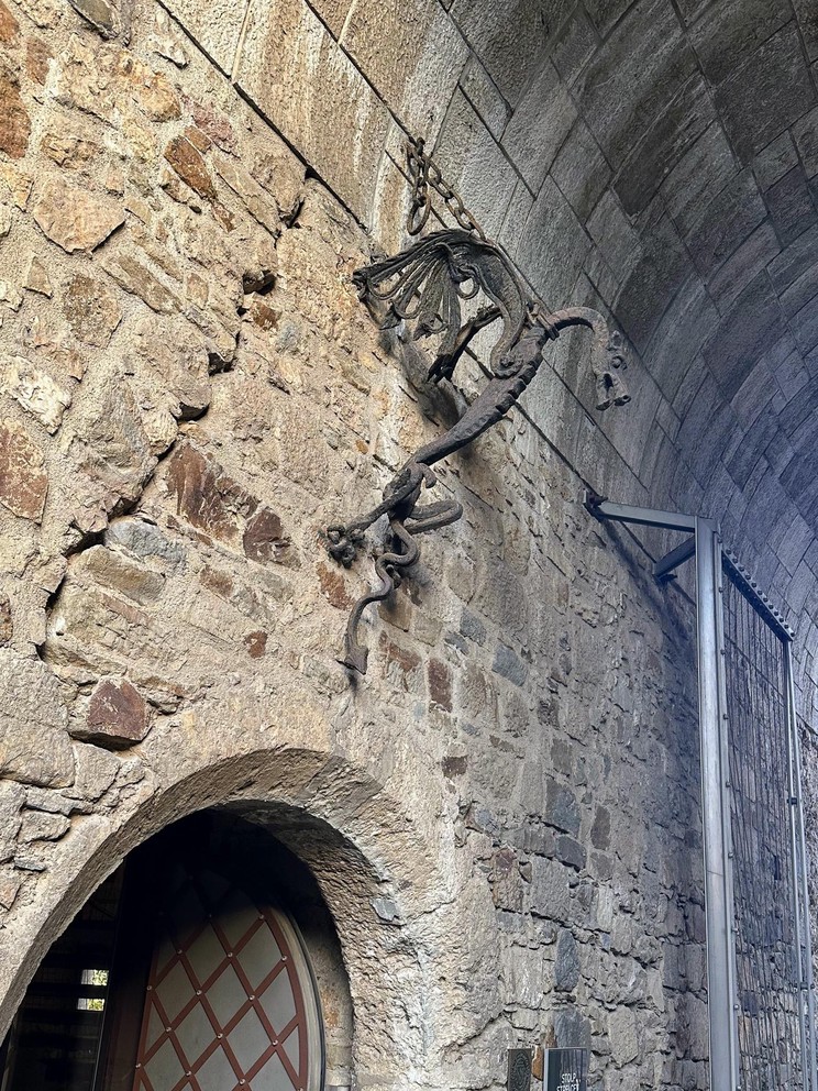 Dragons in the Castle